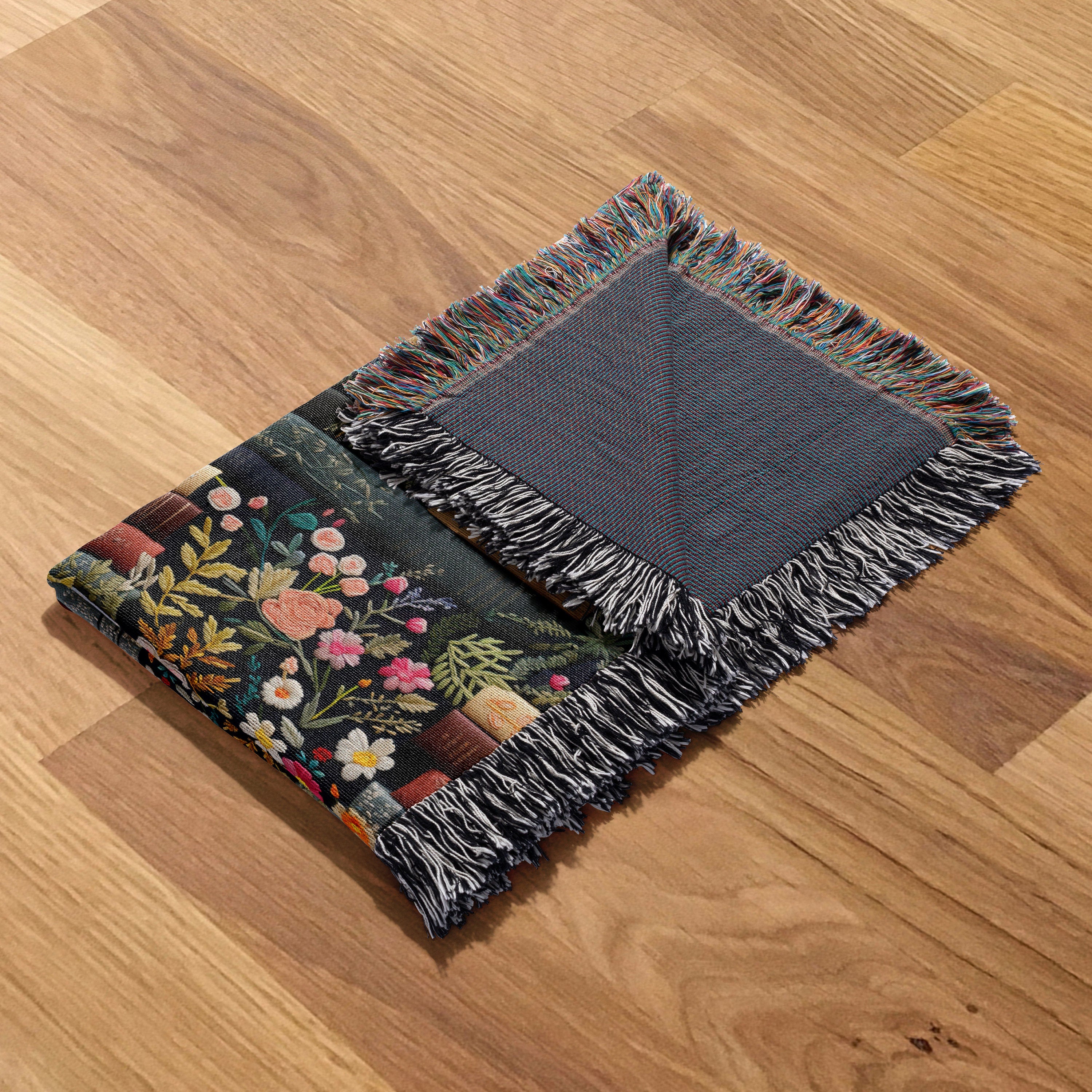 Personalized Book Blanket for Mom, Custom Mother's Day Book Lover Blanket, Books Wildflowers Woven Blanket Throw, Gift for Reading Lover