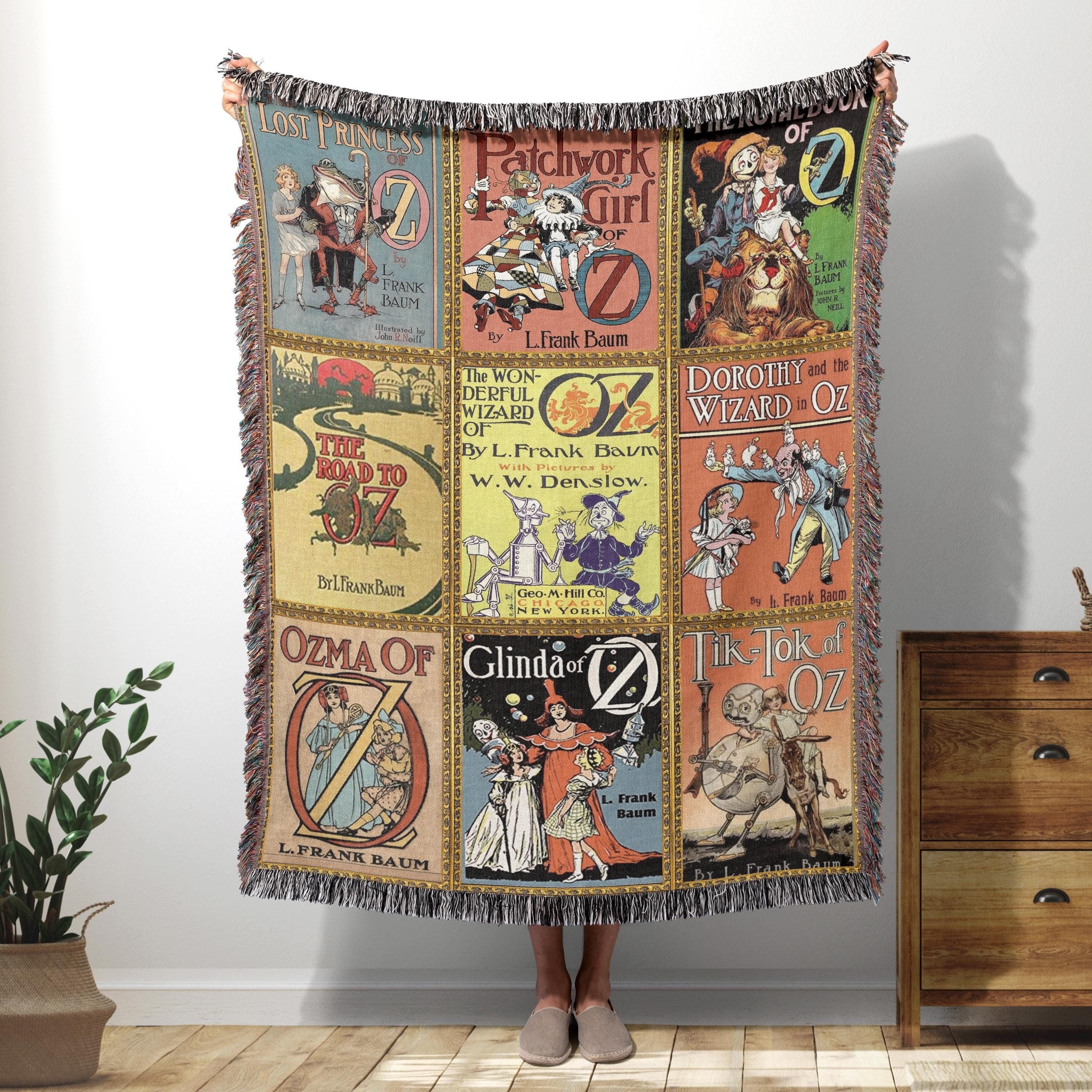 Wizard of Oz Woven Throw Blanket, Vintage Book Cover Art Tapestry, Classical Literature Gift